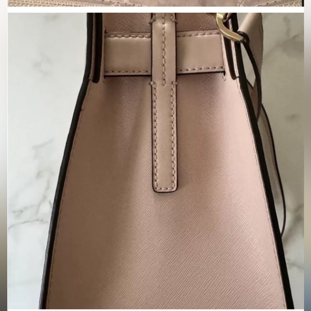 NWT Michael Kors Rayne satchel Elegant blush Pink Handbag w feet. New never used - Picture 4 of 12